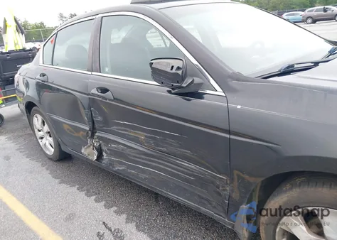 2010 Honda Accord 2.4 Ex z USA, uszkodzony, nr VIN 1HGCP2F77AA010448